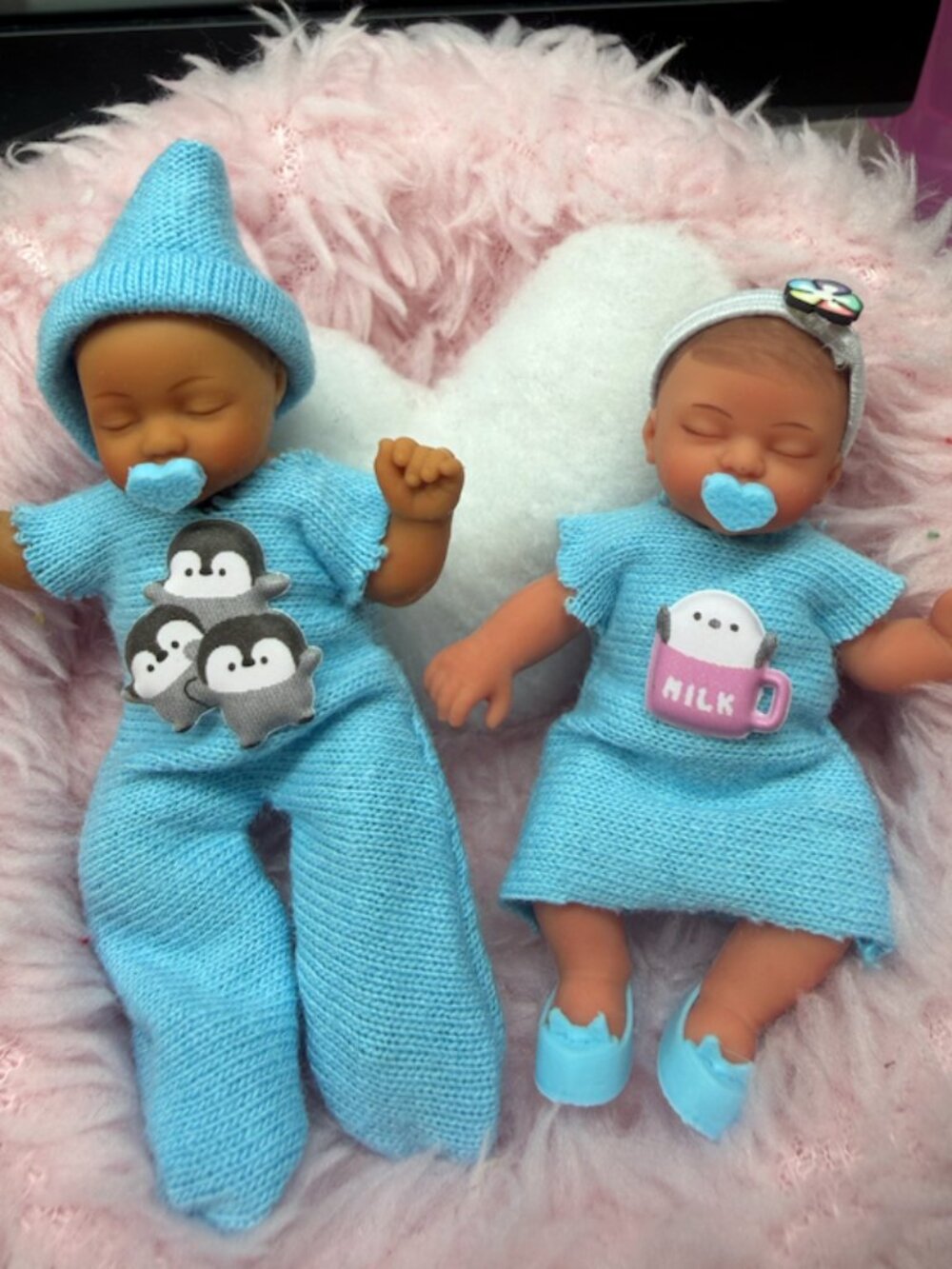 Twin Clothes Set For Babies Mini Zuru Series 2